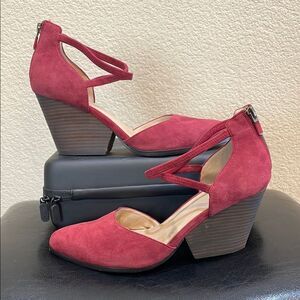 Eileen Fisher Tilda Red Stacked Heel Pumps Size 10
